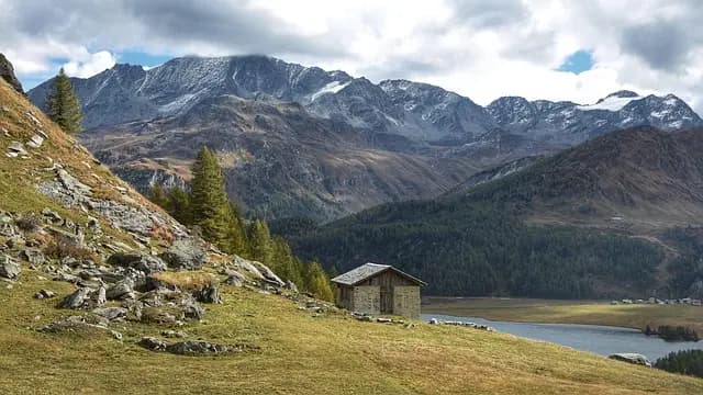 Cómo elegir el alojamiento perfecto para tus viajes de aventura